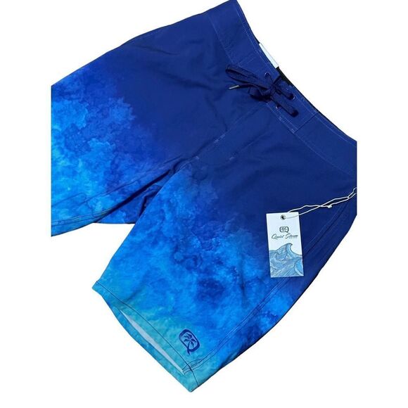 NEW WITH TAGS QUIET STORM Water Print size 28 with 19" inseamTrunk Our signature - Picture 6 of 11